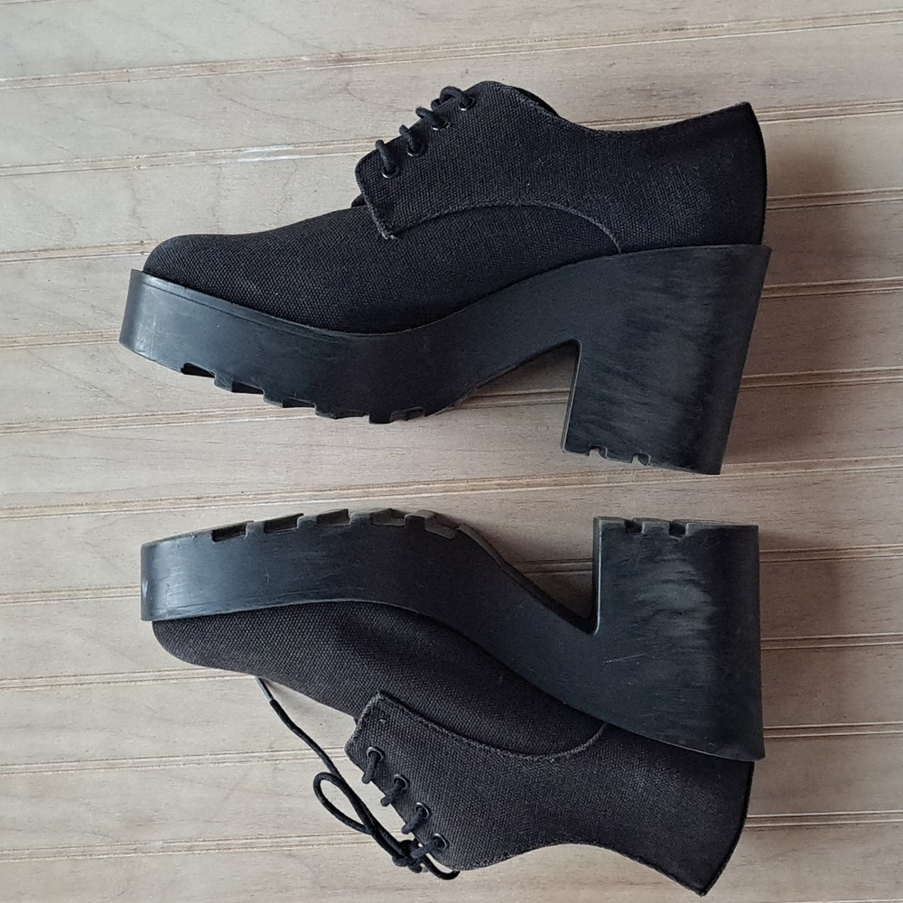 DIVIDED H&M Black Chunky Y2K Platform Lace-Up Edgy Trendy Bold Heel Shoes - Picture 2 of 13